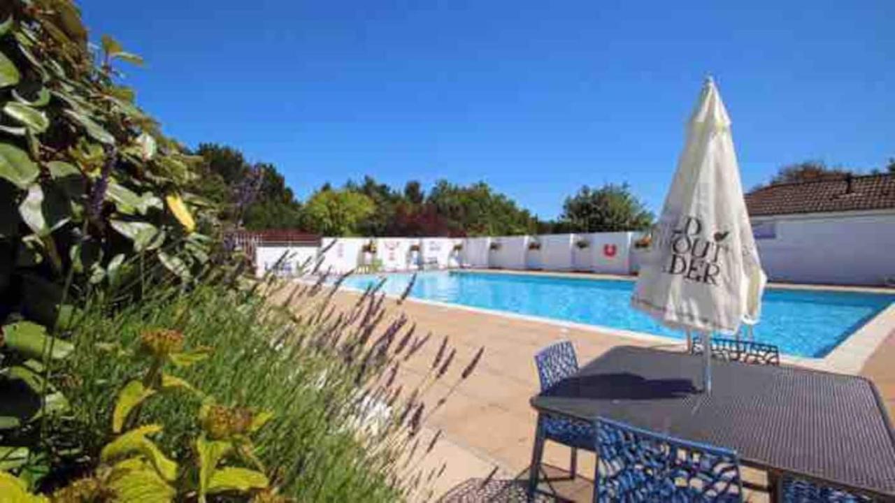 Hotel Heavenly Haven Lymington Zewnętrze zdjęcie